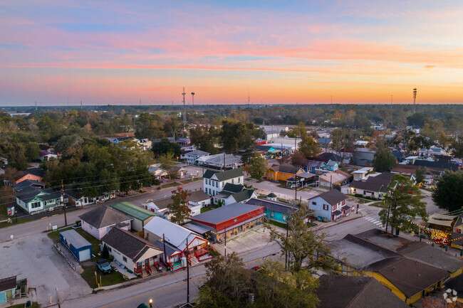 residential roofing in Spring, TX, highlighting quality workmanship and roofing expertise.